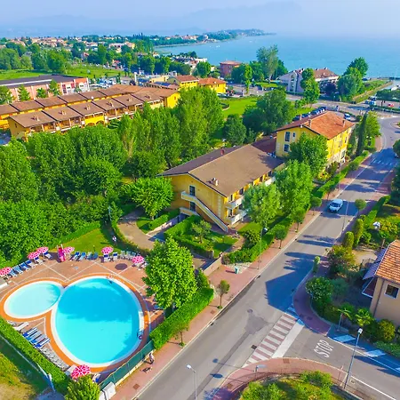 Riel Hotel 3*